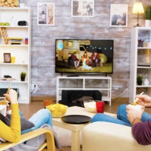 700 MEGAS + TV CABLE